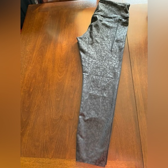 GapFit high rise recycled power full length leggings - Picture 3 of 10